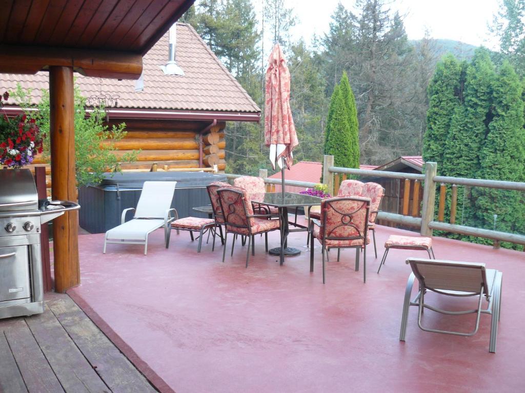 Hitching Post Resort Kelowna Zimmer foto