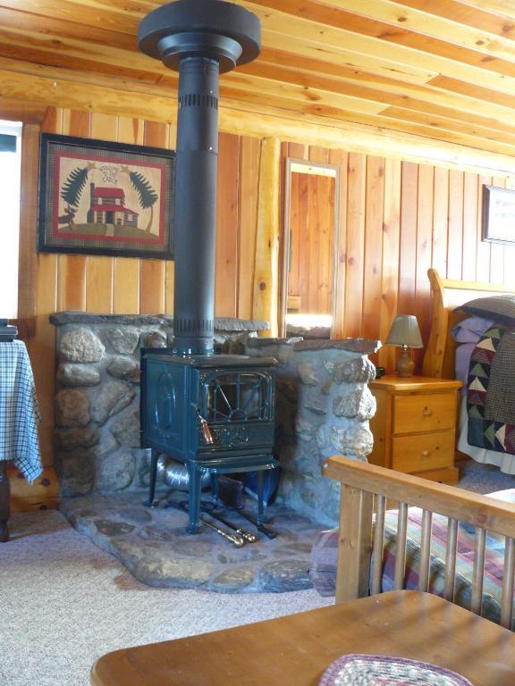 Hitching Post Resort Kelowna Zimmer foto