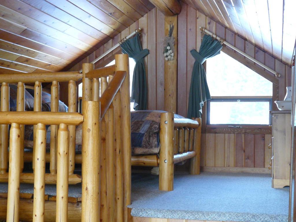 Hitching Post Resort Kelowna Zimmer foto